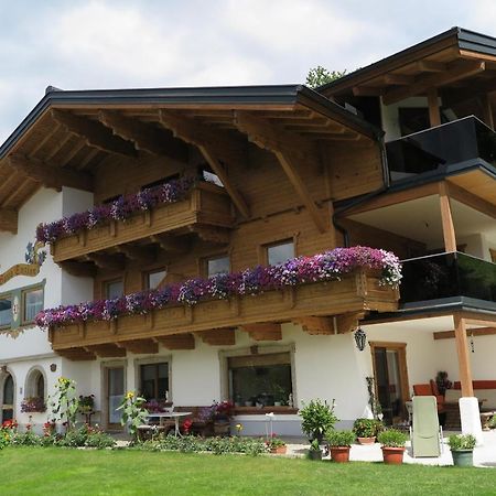 Apartament Haus Enzian Sankt Johann im Pongau Zewnętrze zdjęcie